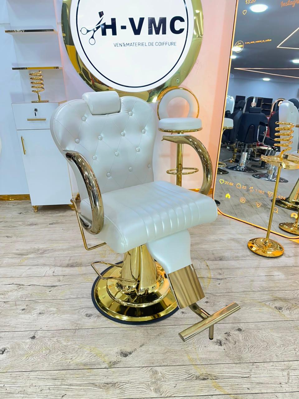 Chaise bras poisson capitonné